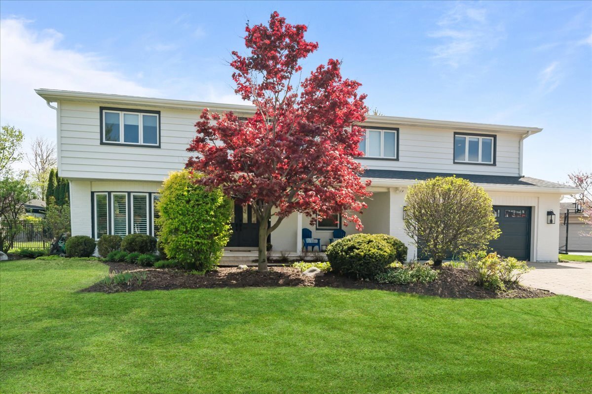 3365 Lake Knoll Dr